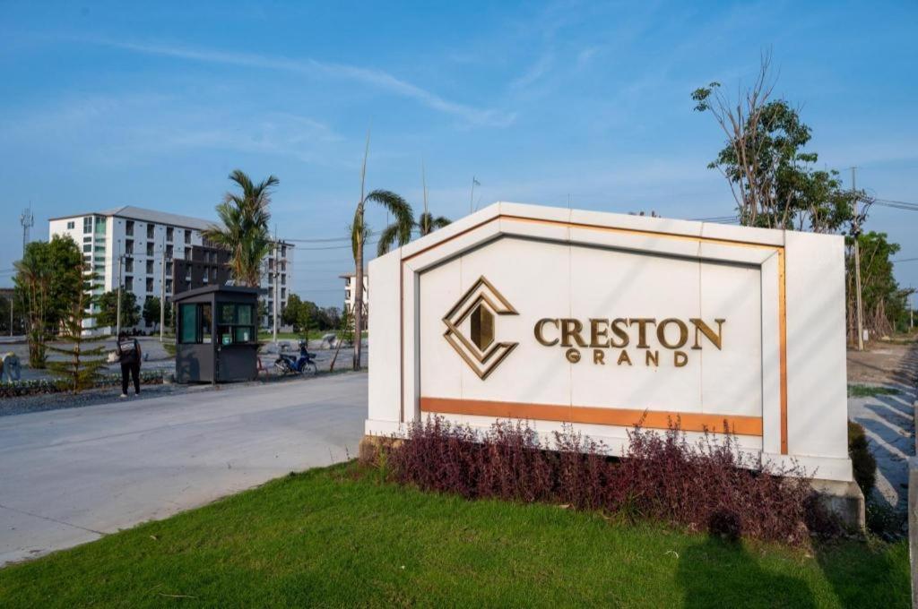 Creston Grand Hotel Suphan Buri Eksteriør bilde