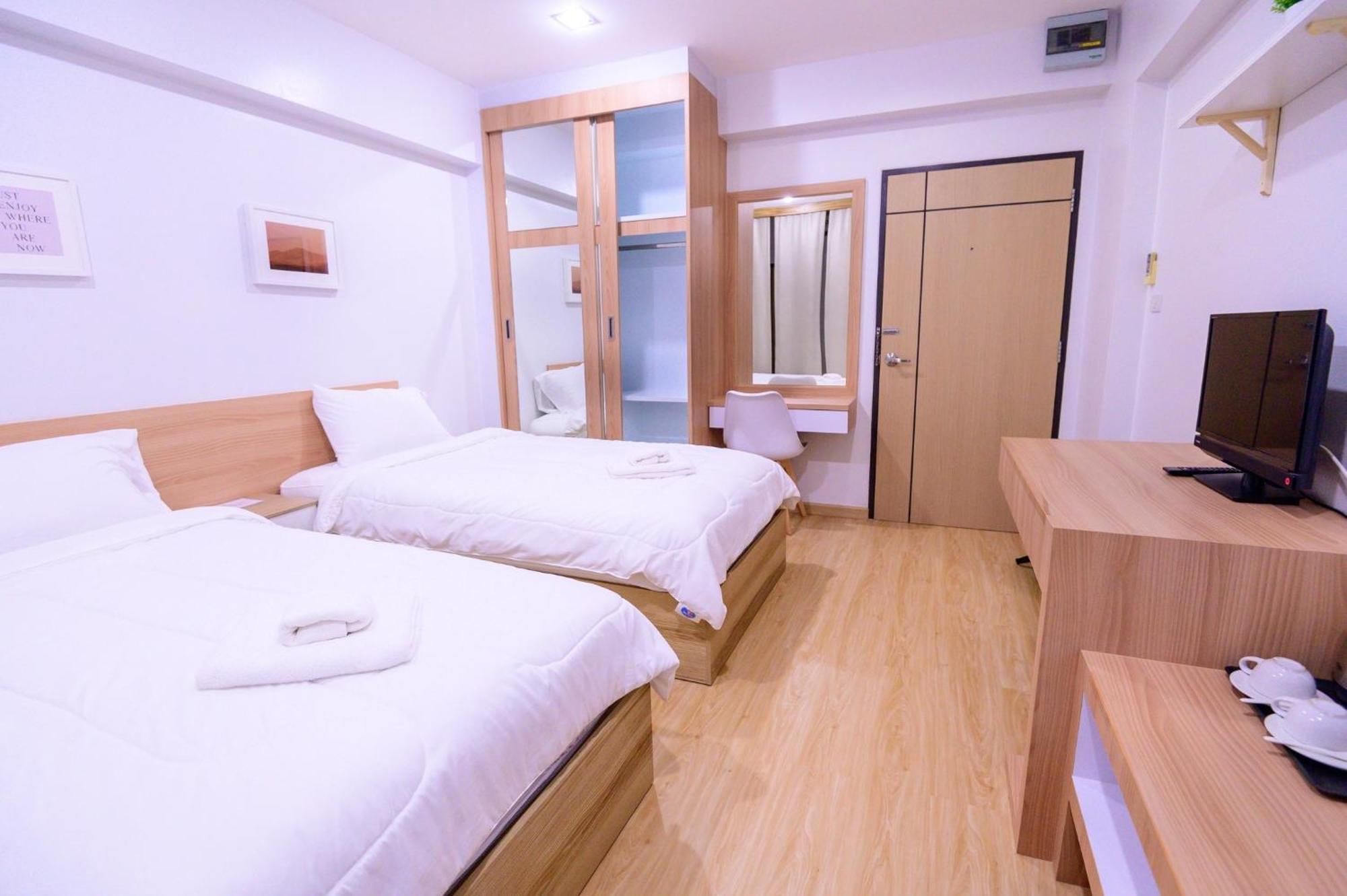 Creston Grand Hotel Suphan Buri Eksteriør bilde